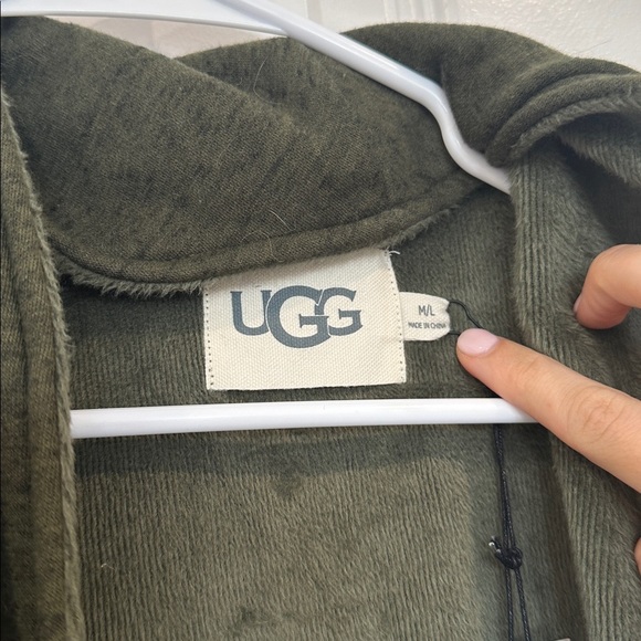 UGG Olive Green Open robe - Picture 3 of 5